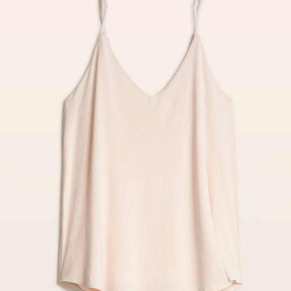 Aritzia Tops - ARITIZA WILFRED V-Neck Pink Camisole